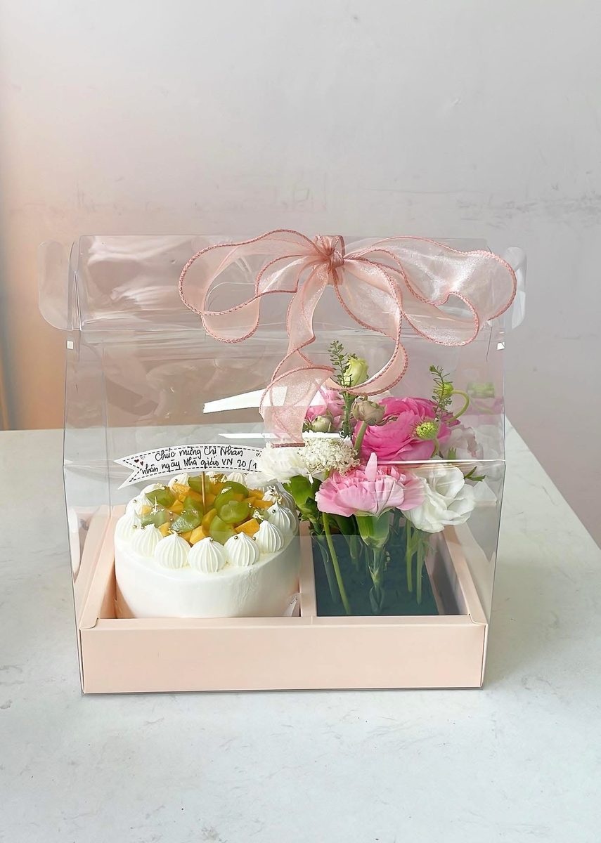 Hộp quà bánh + hoa — mẫu 4570 MyMy Bakery