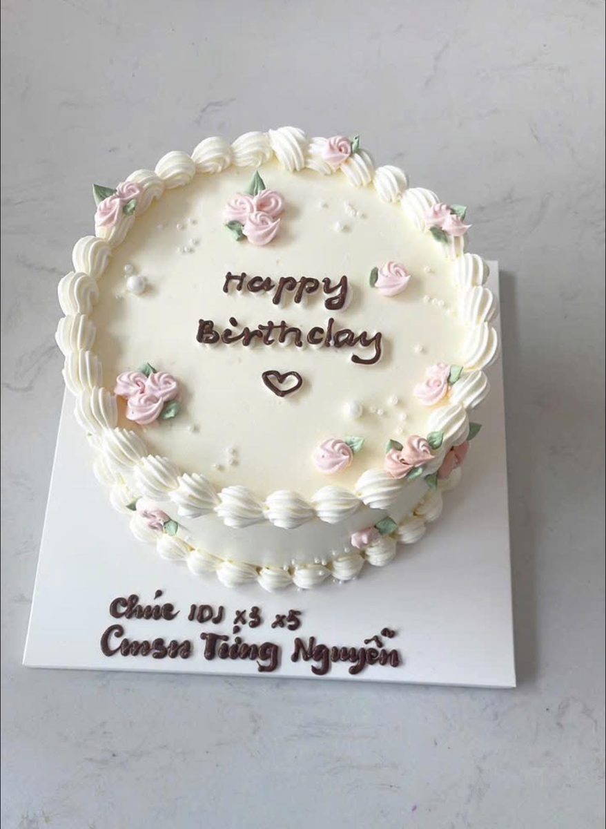 Bánh kem cổ điển hoa hồng — mẫu 4599 MyMy Bakery